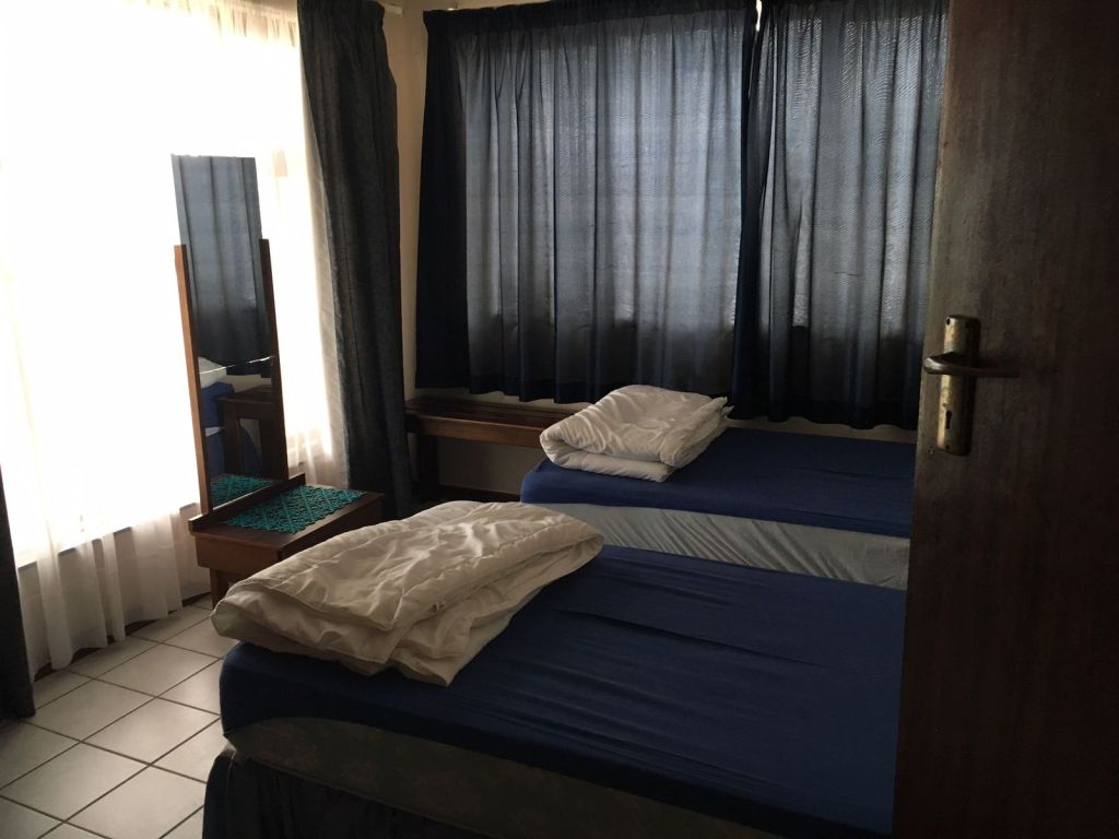 Mardiek beach house bedroom 1 